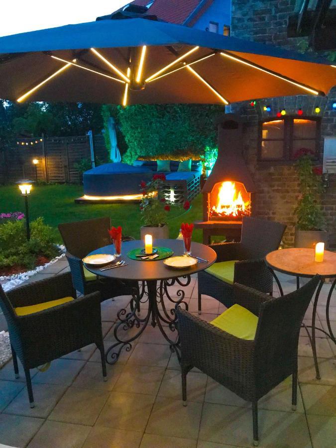 "Casa20200" 2 X Apartments Je 150Qm Fuer Business, Familien, Gruppen, Handwerker 15Min Von Berlin, Erdbeerhof, Outlet B5, 5Min Vom See Falkensee !! 2 Apartment Each 150Qm For Business , Families 15Min From Berlin!! Luaran gambar