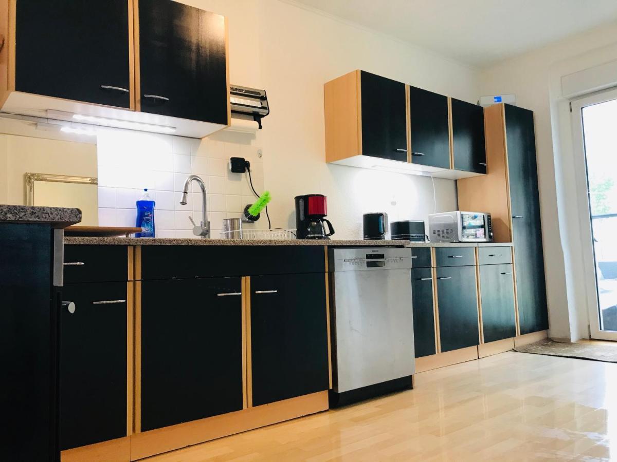 "Casa20200" 2 X Apartments Je 150Qm Fuer Business, Familien, Gruppen, Handwerker 15Min Von Berlin, Erdbeerhof, Outlet B5, 5Min Vom See Falkensee !! 2 Apartment Each 150Qm For Business , Families 15Min From Berlin!! Luaran gambar